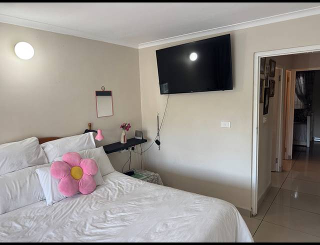 2 BEDROOM SECTIONAL TITLE FOR SALE IN MALVERN